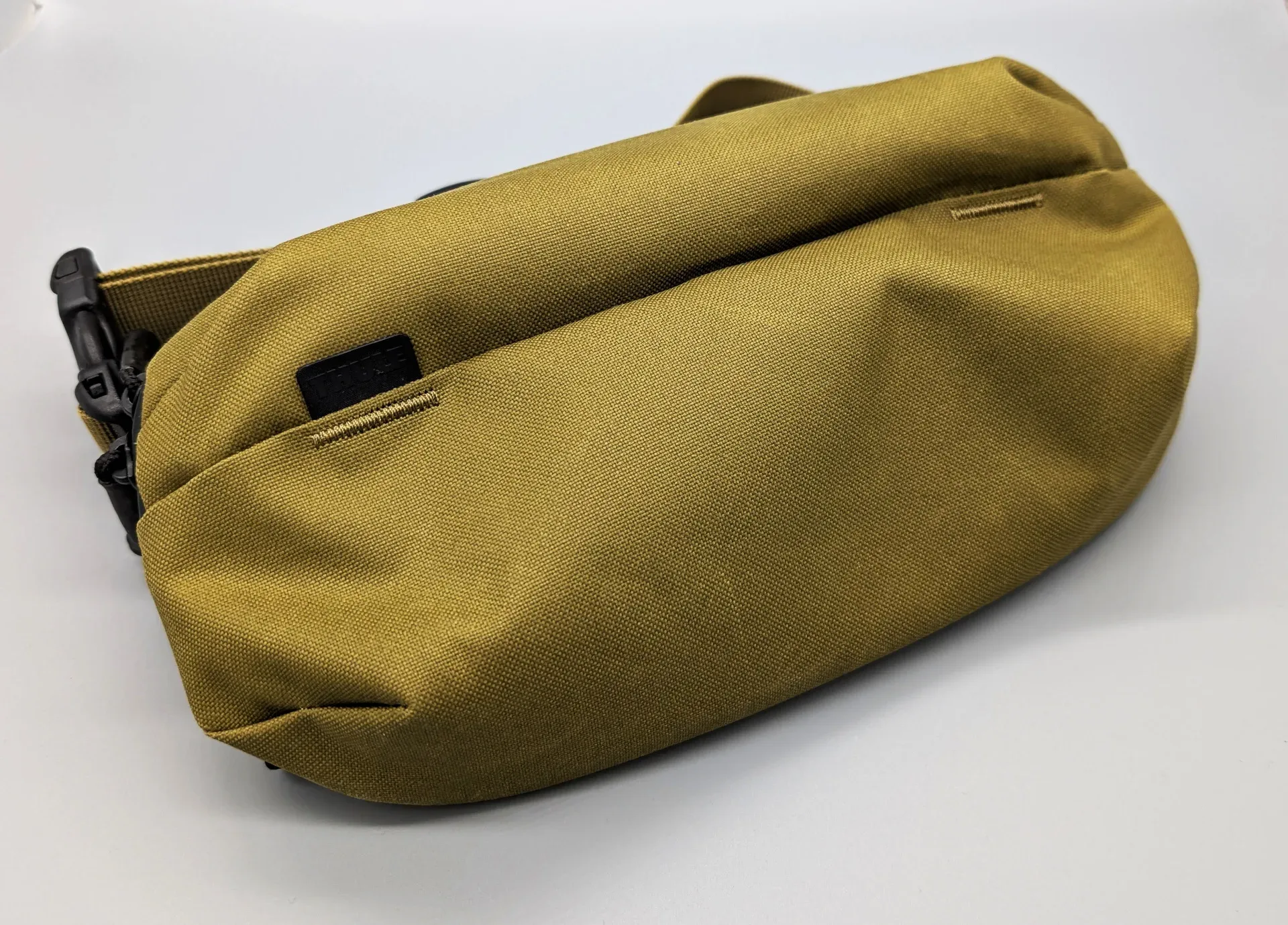 Thule Aion Sling